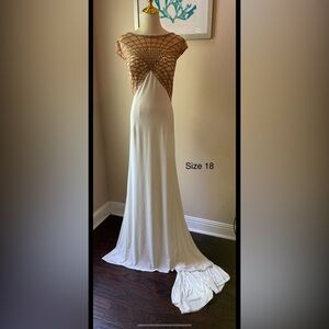 118 Elegant White and Gold Evening Gown